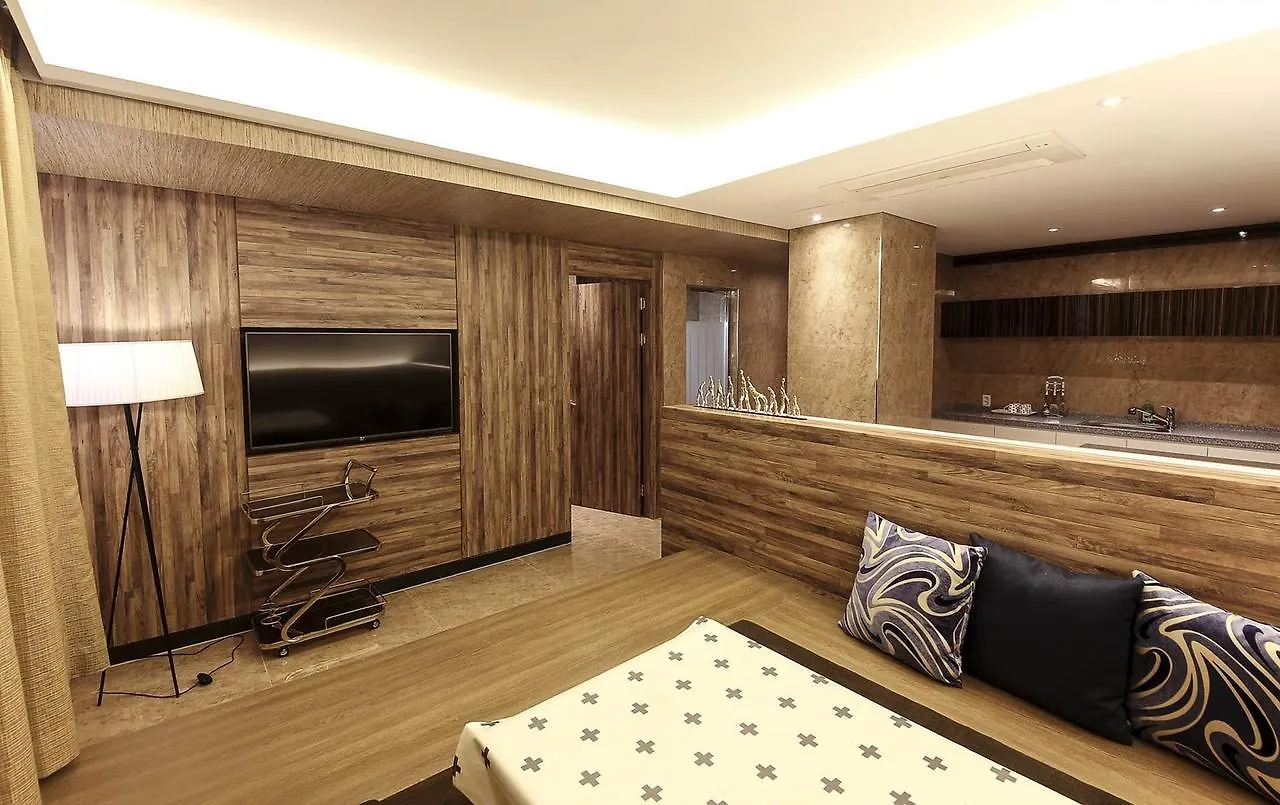 Guwol Hotel Incheon