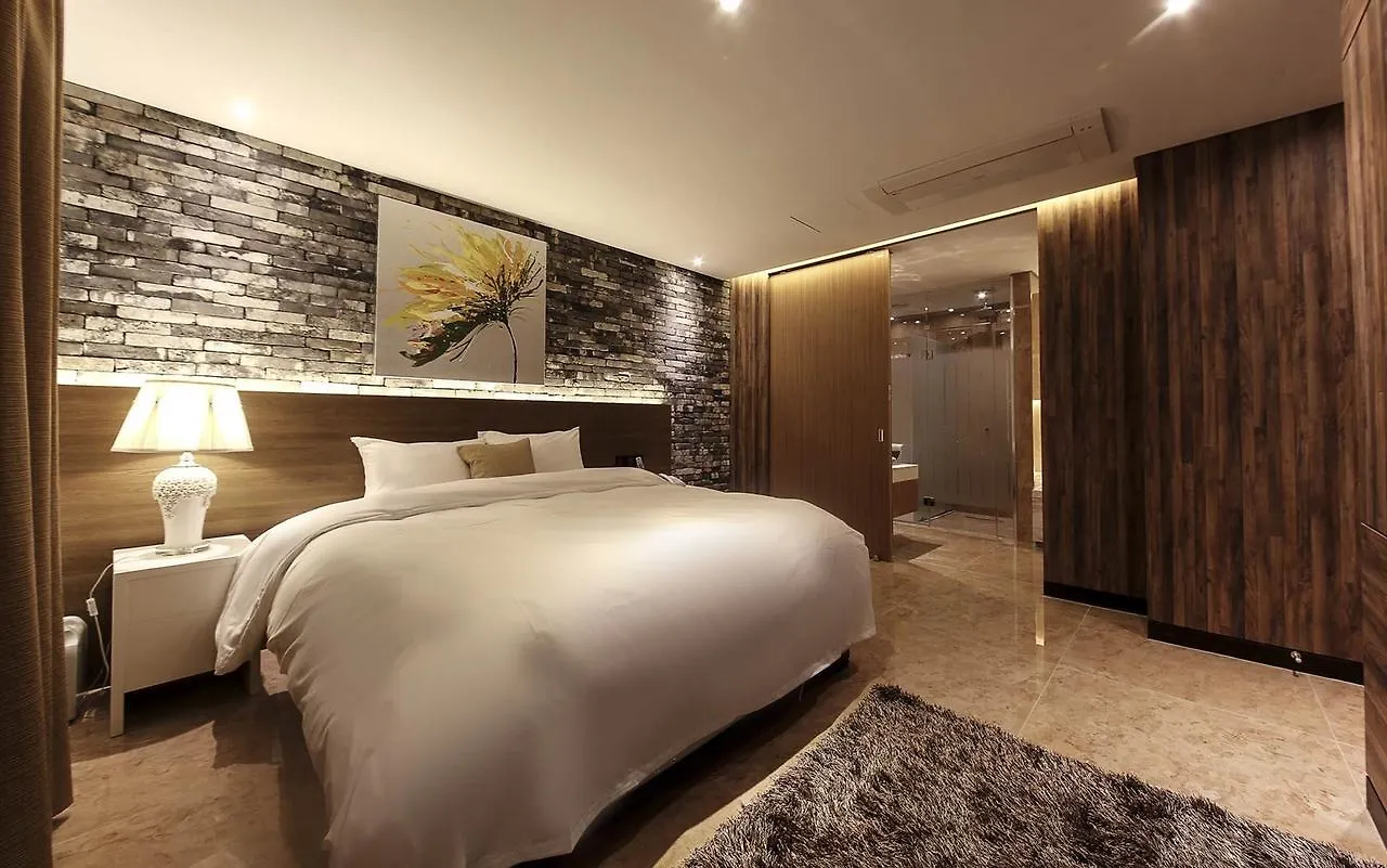 Guwol Hotel Ίντσεον 3*,